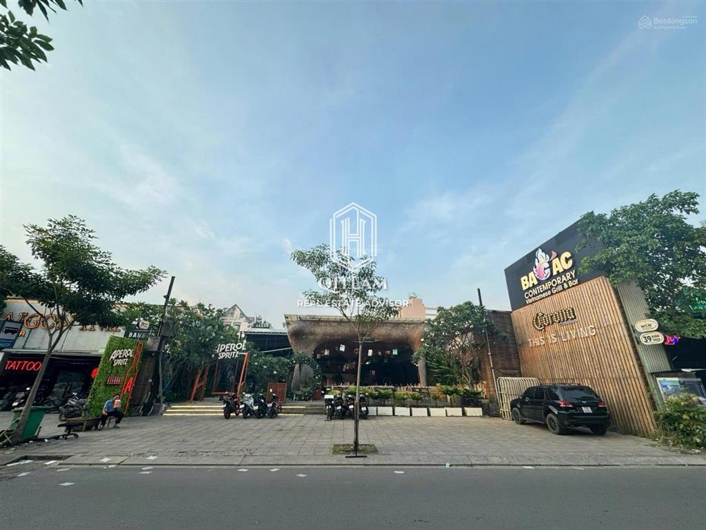 Cho thuê mặt bằng xuân thủy thảo điền quận 2 (khu hot) dt 20m x 50m