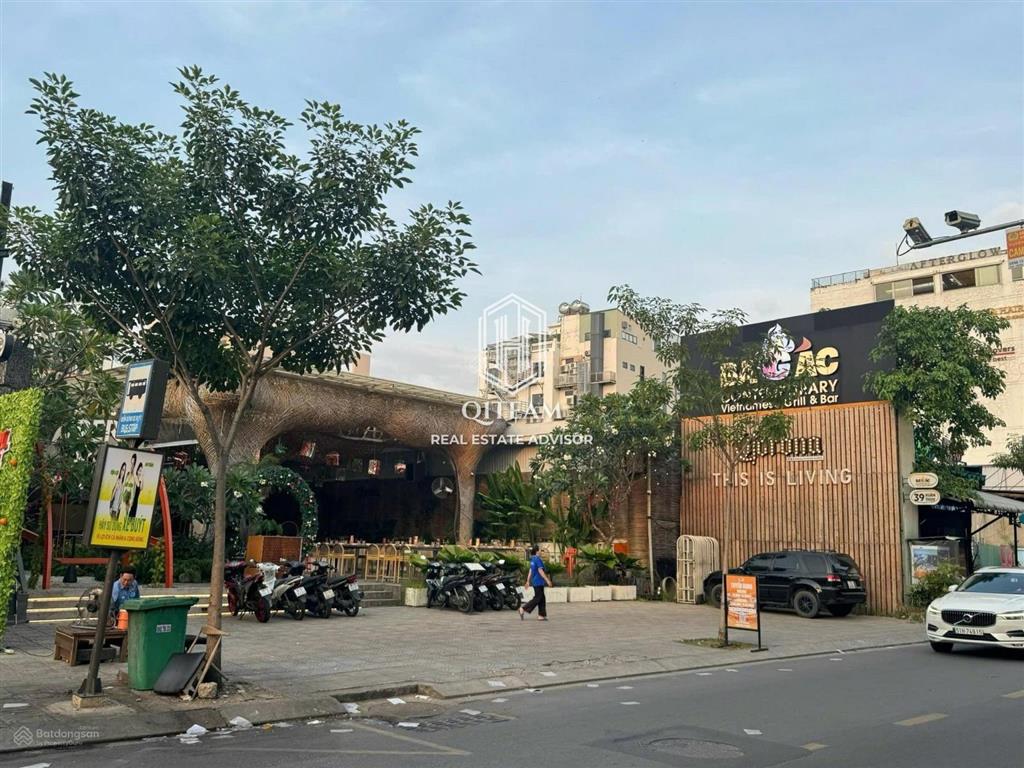 Cho thuê mặt bằng xuân thủy thảo điền quận 2 (khu hot) dt 20m x 50m