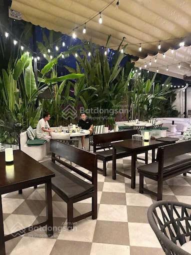Cho thuê mbkd bà huyện thanh quan q3  ngang 12m hiếm có  giá 100tr