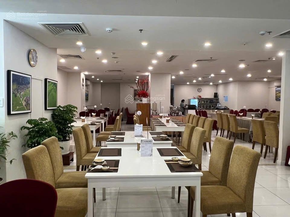 Giá sốc  cho thuê mặt bằng mạc thị bưởi  đồng khởi q1  200m2  chỉ 180tr