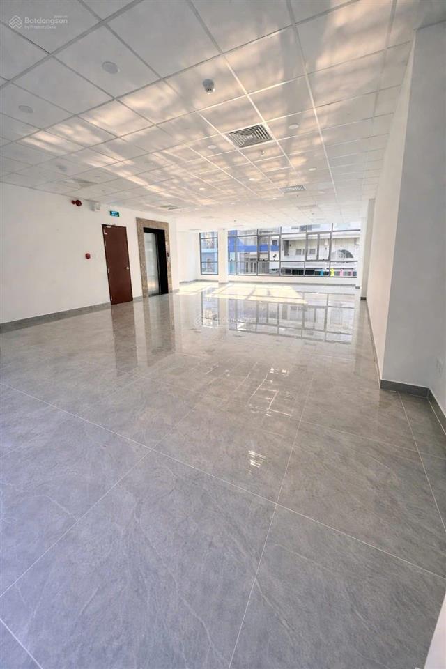 Cho thuê tòa nhà ngô văn năm quận 1 khu phố nhật bản dt 9x 20m