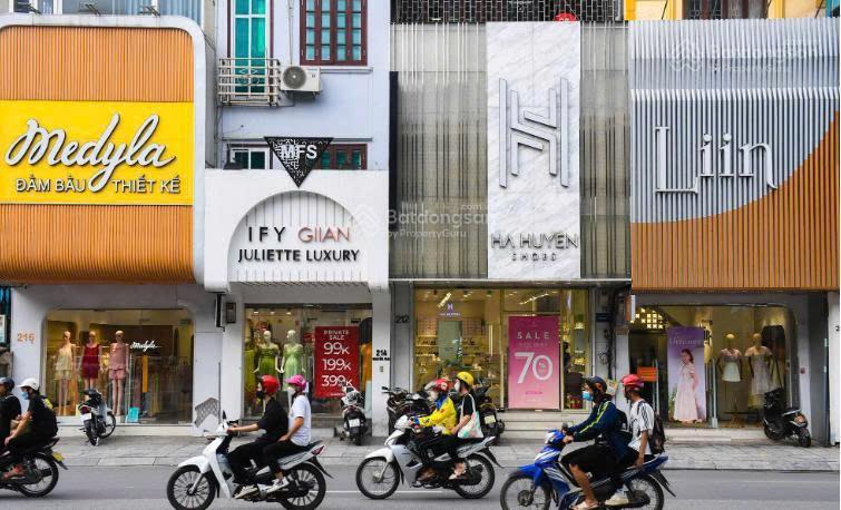 Cho thuê nhà mt nguyễn trãi  quận 1 gần ngã 6 phù đổng