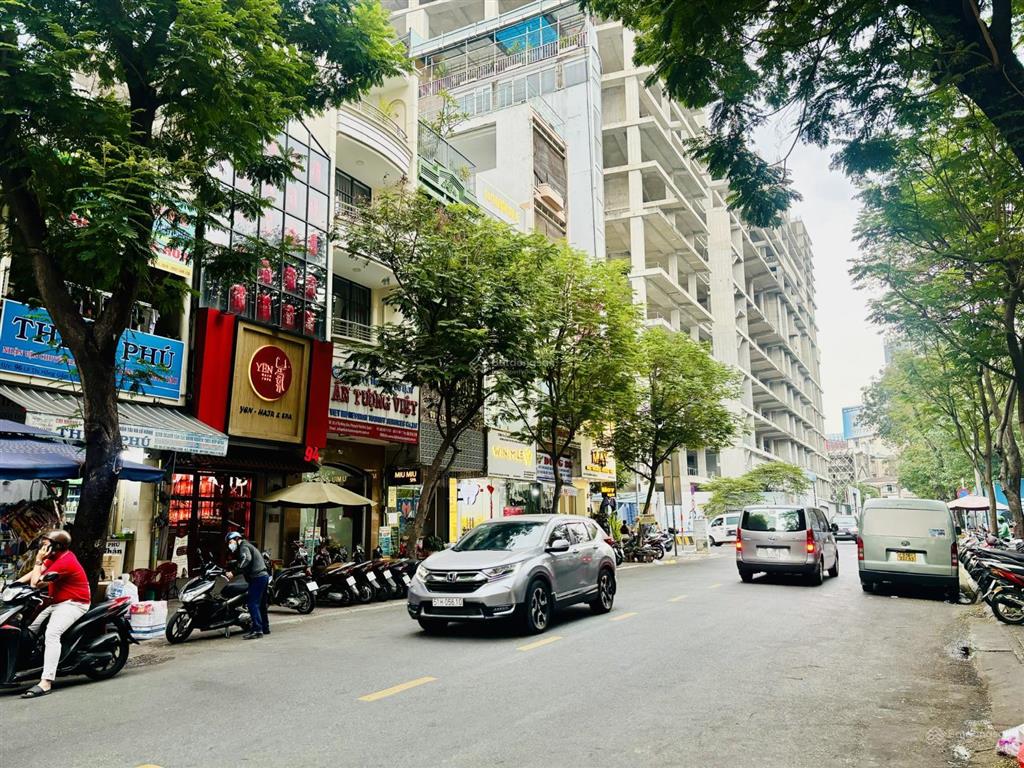 Cho thuê nhà  108 110 lê thị hồng gấm, phường nguyễn thái bình, quận 1 (7x17m  trệt 3 lầu)