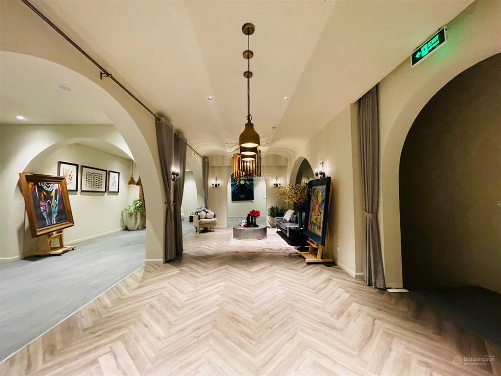 Cho thuê nhà  179 lý chính thắng, võ thị sáu, quận 3  500m2 sử dụng (trống suốt)
