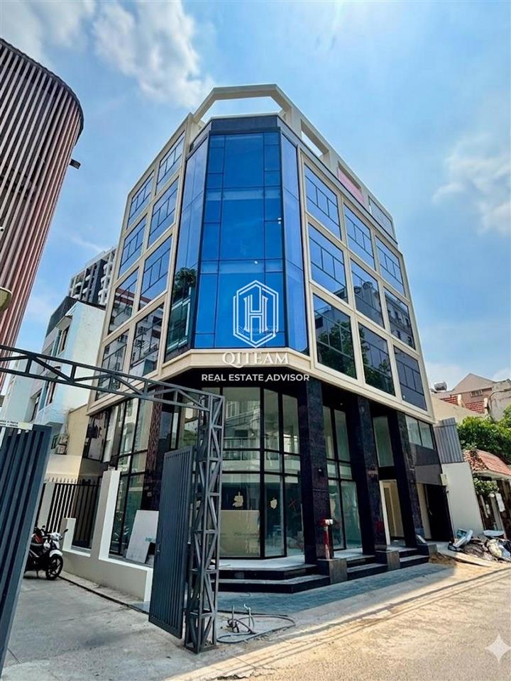 Building góc 2mt  ung văn khiêm, bình thạnh (700m2 sàn)