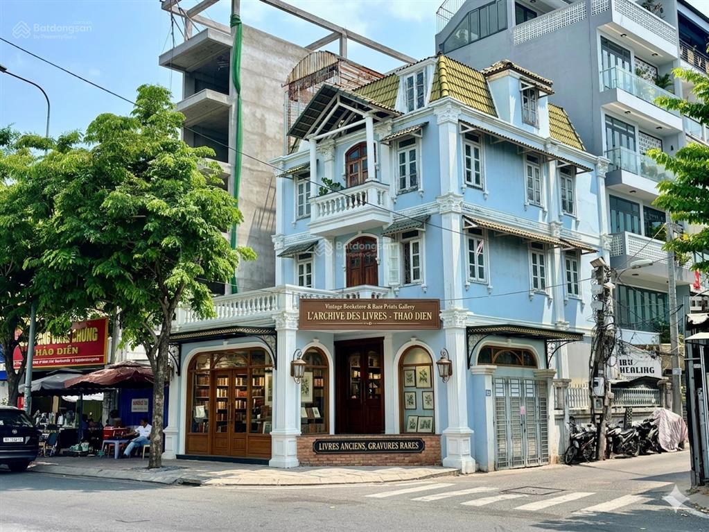 Biệt thự  góc 2mt thảo điền, quận 2 (đoạn ngay xuân thủy)