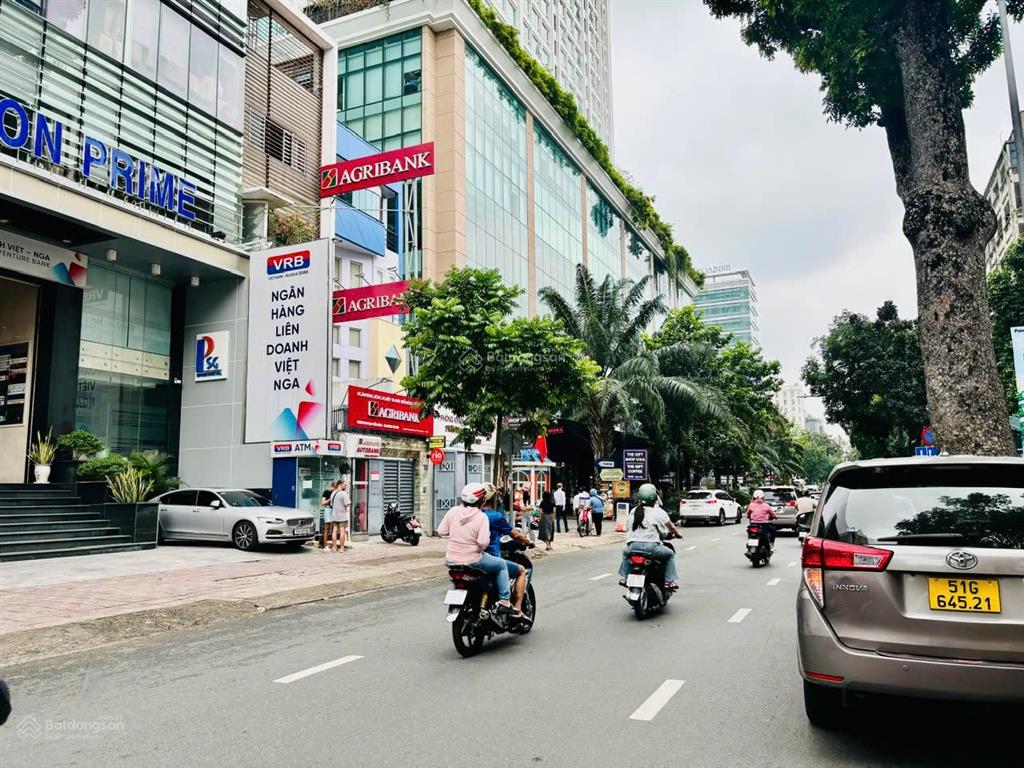 Tòa nhà vp  nguyễn đình chiểu, quận 3 (9x27m  thang máy, pccc)