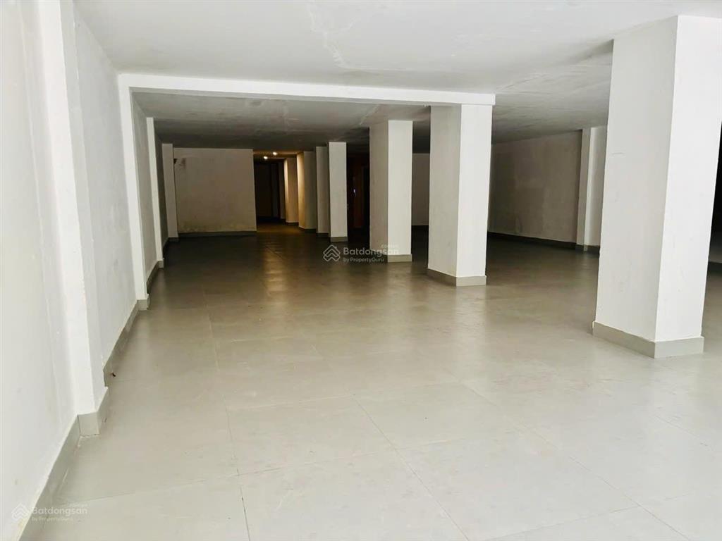 Tòa nhà vp  nguyễn đình chiểu, quận 3 (9x27m  thang máy, pccc)