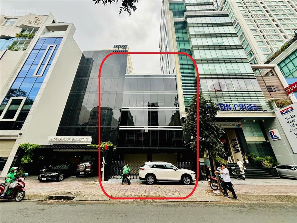 Tòa nhà vp  nguyễn đình chiểu, quận 3 (9x27m  thang máy, pccc)