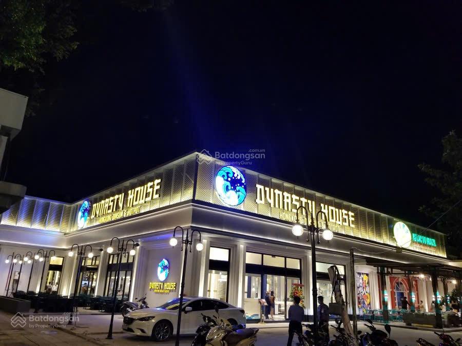 Cho thuê góc 2mt  phùng khắc khoan, quận 1 (2200m2 sử dụng)