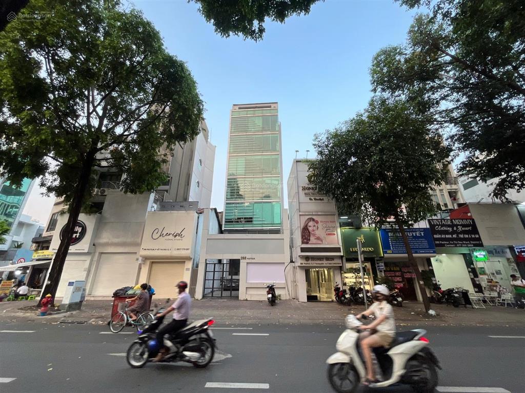 Cho thuê tòa nhà  pasteur, quận 3 (nhà đẹp)