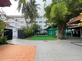 Cho thuê  nhà sân vườn khu thảo điền, quận 2 (30x32m  hơn 1000m² sử dụng)