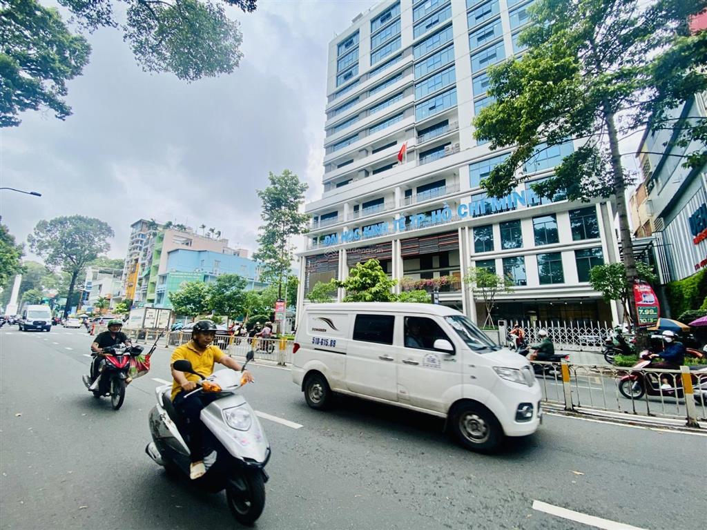 Cho thuê nhà  222 224 nguyễn tri phương, quận 10 (đối diện đh kinh tế)