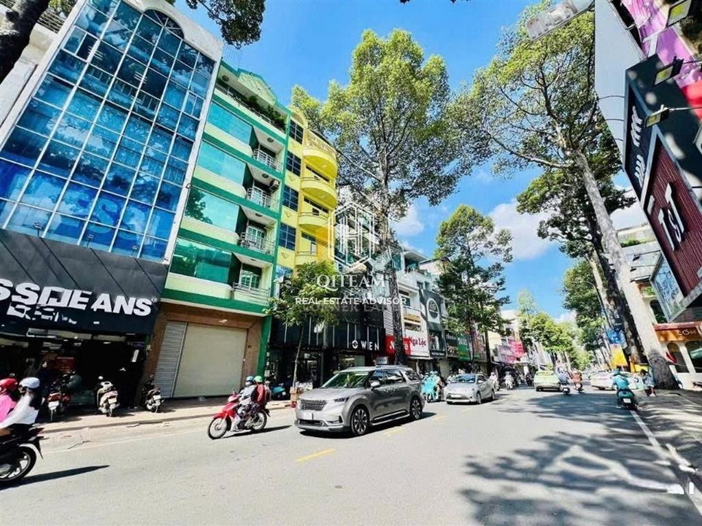 Tòa nhà nguyễn trãi (đoạn đẹp) 7 tầng trống suốt có thang máy