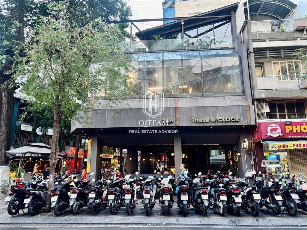 Góc 2mt  hồ tùng mậu, quận 1 (chân tòa nhà bitexco)