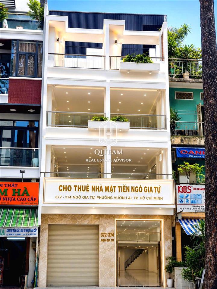 Mt ngô gia tự, quận 10  siêu đẹp (4 tầng  thang máy) mới 100%