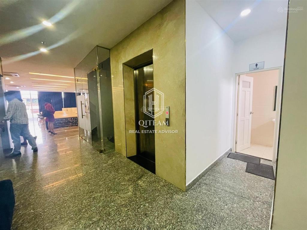 Cho thuê building  ba tháng hai, quận 10 (9x25m hầm 7 tầng  tm, pccc)  1200m² sử dụng