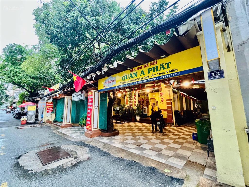 Cho thuê biệt thự sân vườn  ngay phạm ngọc thạch, quận 3 (450m2 sử dụng)
