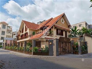 Cho thuê nhà  góc 2mt  nguyễn đình chính, phú nhuận (410m2)