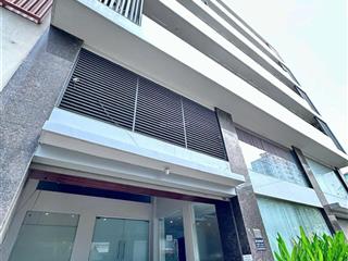Cho thuê tòa nhà vp (1550m2 sử dụng)  cách mạng tháng 8, q3  h7t (thang máy)