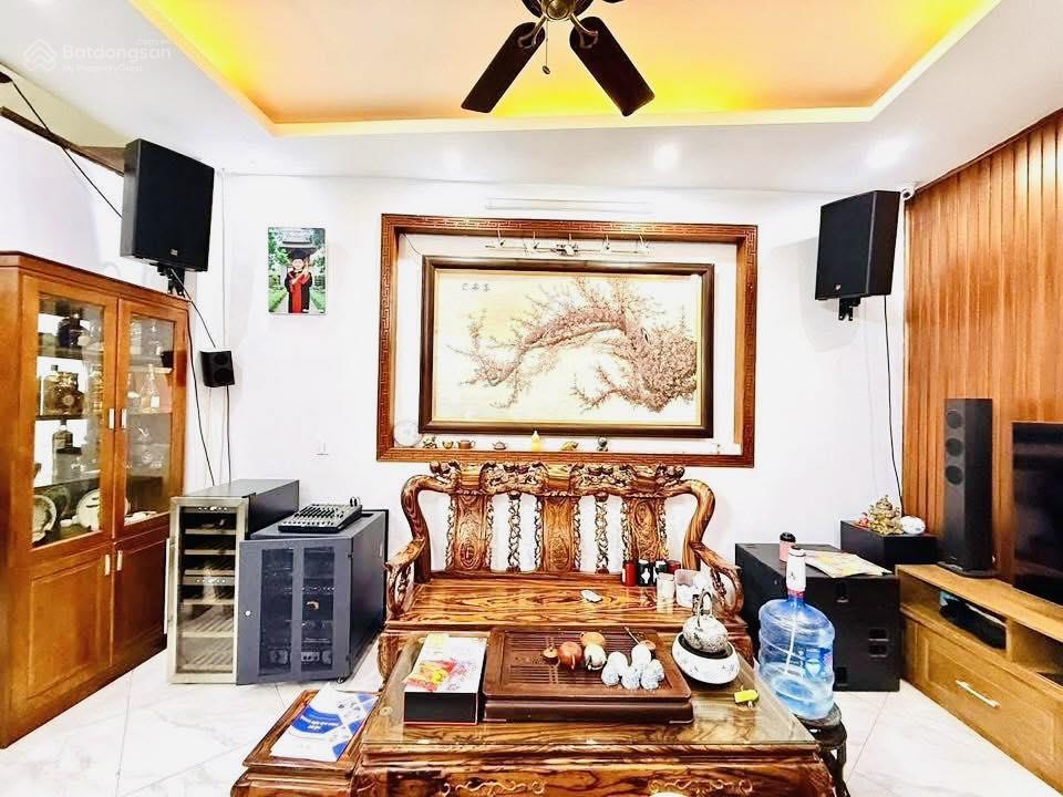 Hiếm! phố đại la vài bước ra phố, ngõ thông 2 thoáng, dân xây chắc chắn, gần bách kinh xây 40m2