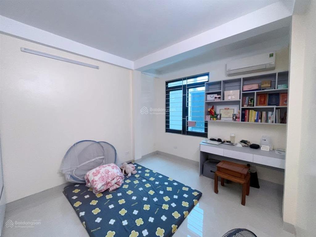 10m ra ô tô bạch mai, gần hồ, 30m2, đủ công năng 3 ngủ, sđcc, nhiều tiện ích nhỉnh 5 tỷ