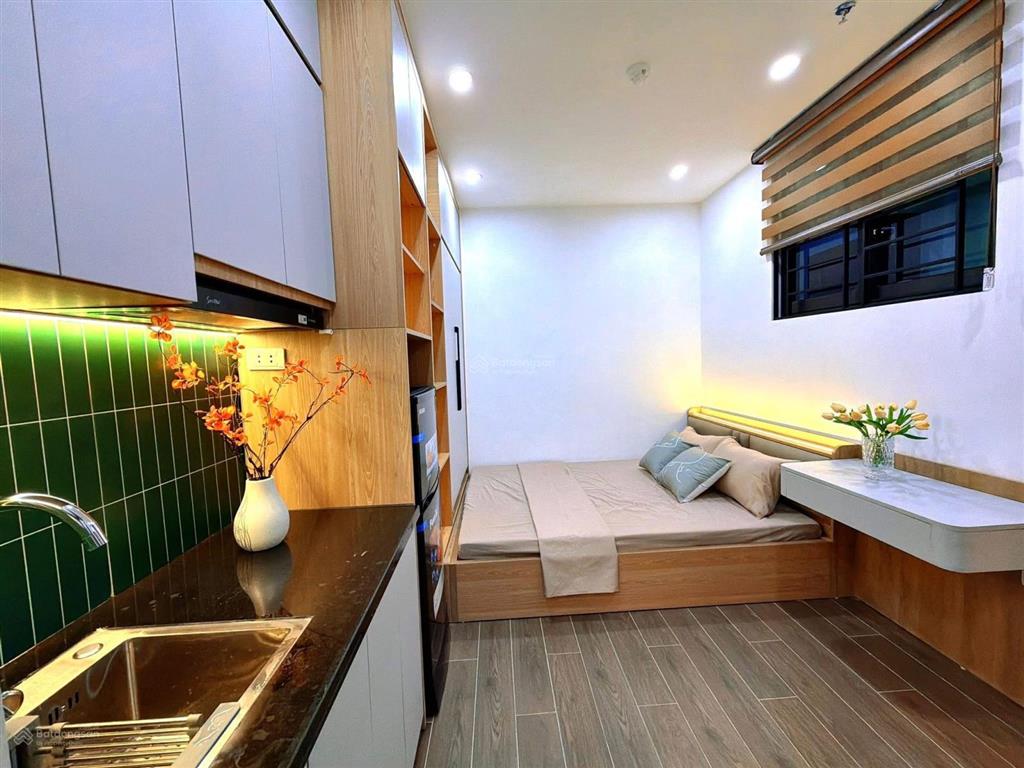 Tòa ccmn bạch mai căn góc 6t thang máy 15pkk đủ đồ, khóa vân tay, gpxd, pccc đạt chuẩn