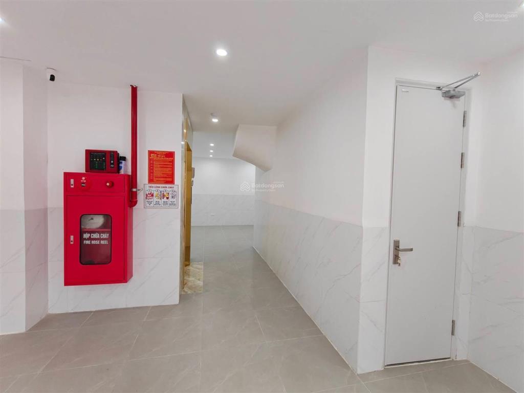 Vip! tòa chdv trần đại nghĩa 20m ra ô tô, 10pkk full nội thất dt 50tr/th, pccc đầy đủ