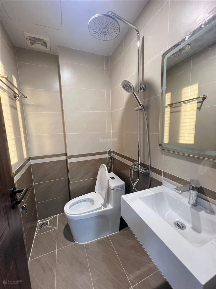 9 tỷ nhà ccmn minh khai 6 tầng thang máy 10pkk, full nt, cửa vân tay, máy giặt riêng, dt 7%/năm