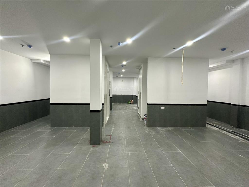 Toà chdv hồ đắc di  trần hữu tước 2 thoáng 8t thang máy, 23pkk đủ đồ, máy giặt riêng gpxd pccc đủ