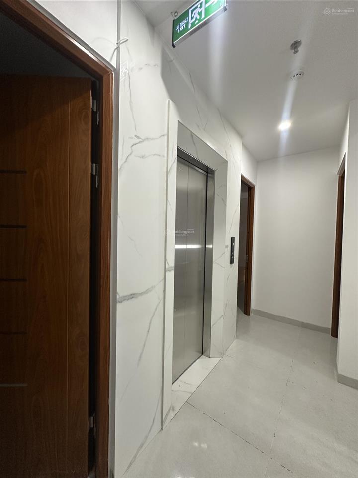 Toà chdv hồ đắc di  trần hữu tước 2 thoáng 8t thang máy, 23pkk đủ đồ, máy giặt riêng gpxd pccc đủ