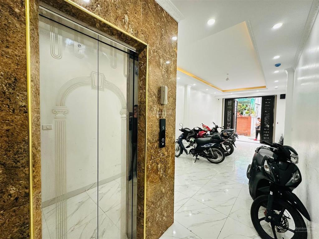 Ccmn minh khai 30m ra ô tô, 10pkk đủ đồ, máy giặt riêng, khoá vân tay, gpxd pccc đủ