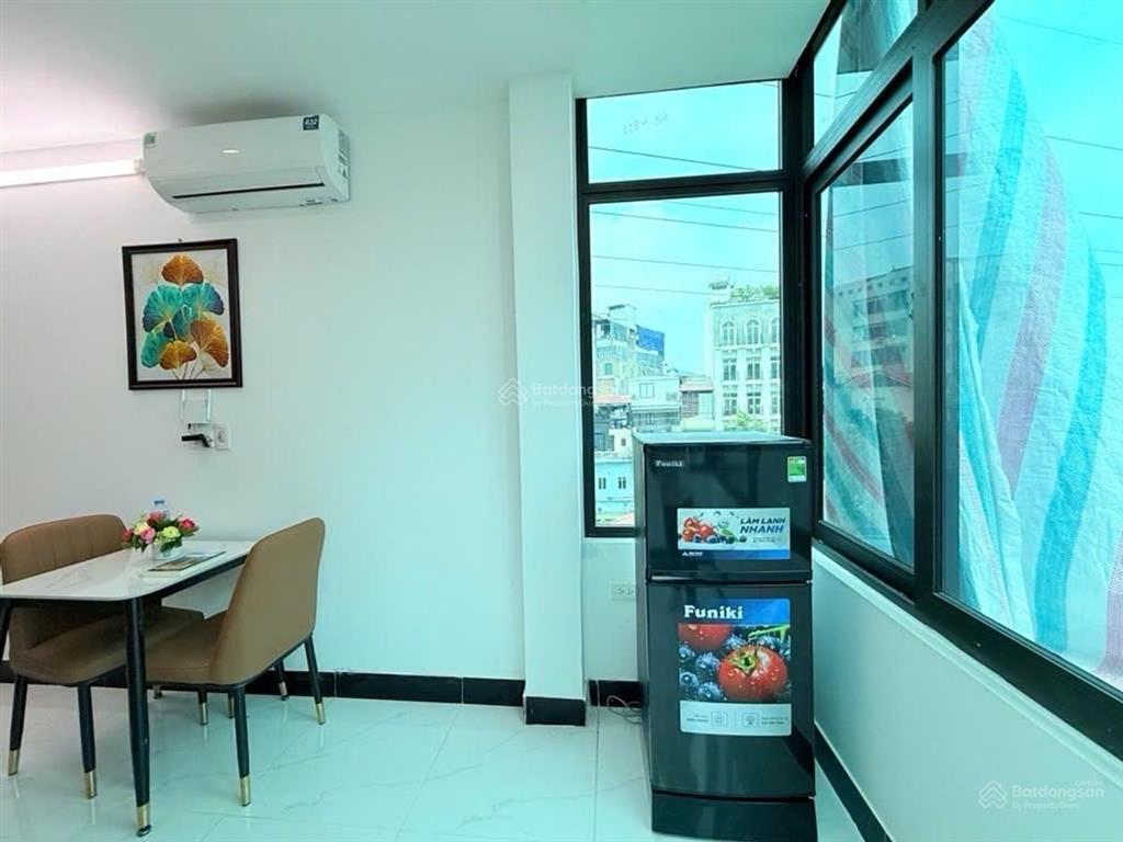 Tòa chdv lê thanh nghị, 6t thang máy 2 thoáng, 15m ra ô tô, 12pkk full nội thất, 700tr/th pccc đủ