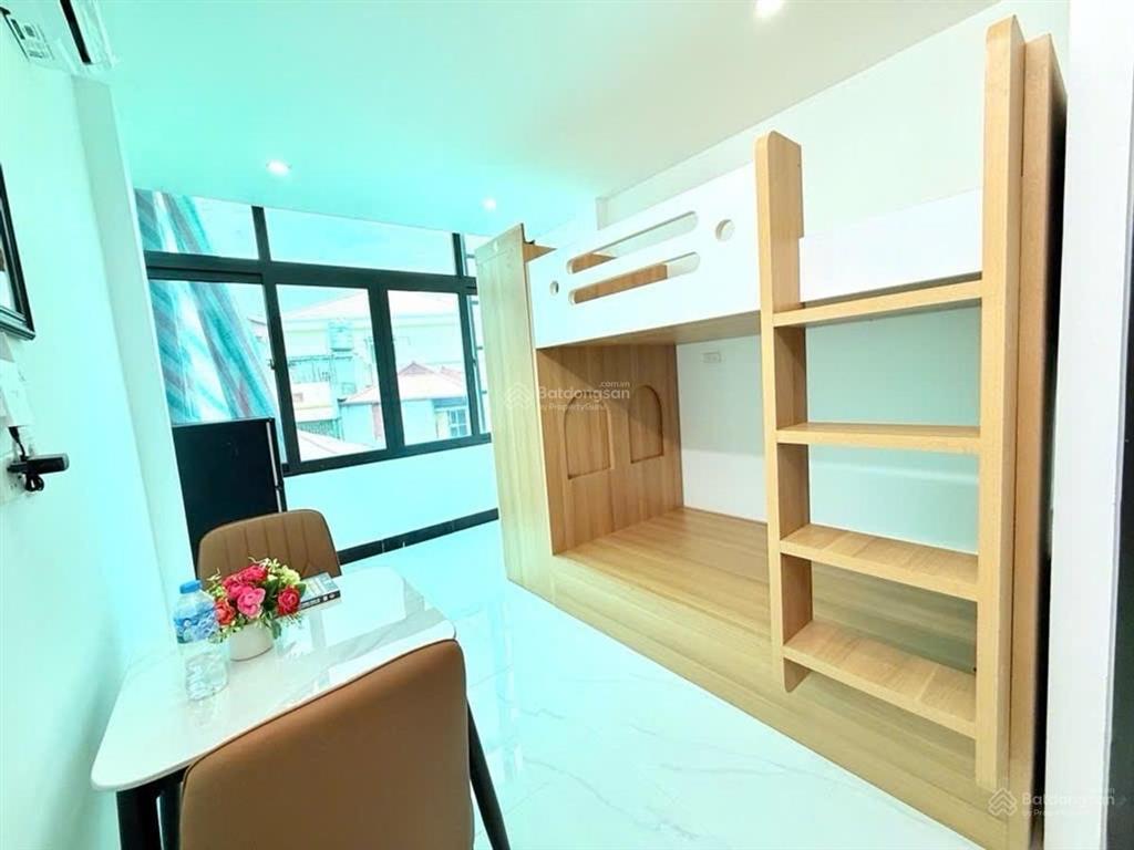 Tòa chdv lê thanh nghị, 6t thang máy 2 thoáng, 15m ra ô tô, 12pkk full nội thất, 700tr/th pccc đủ