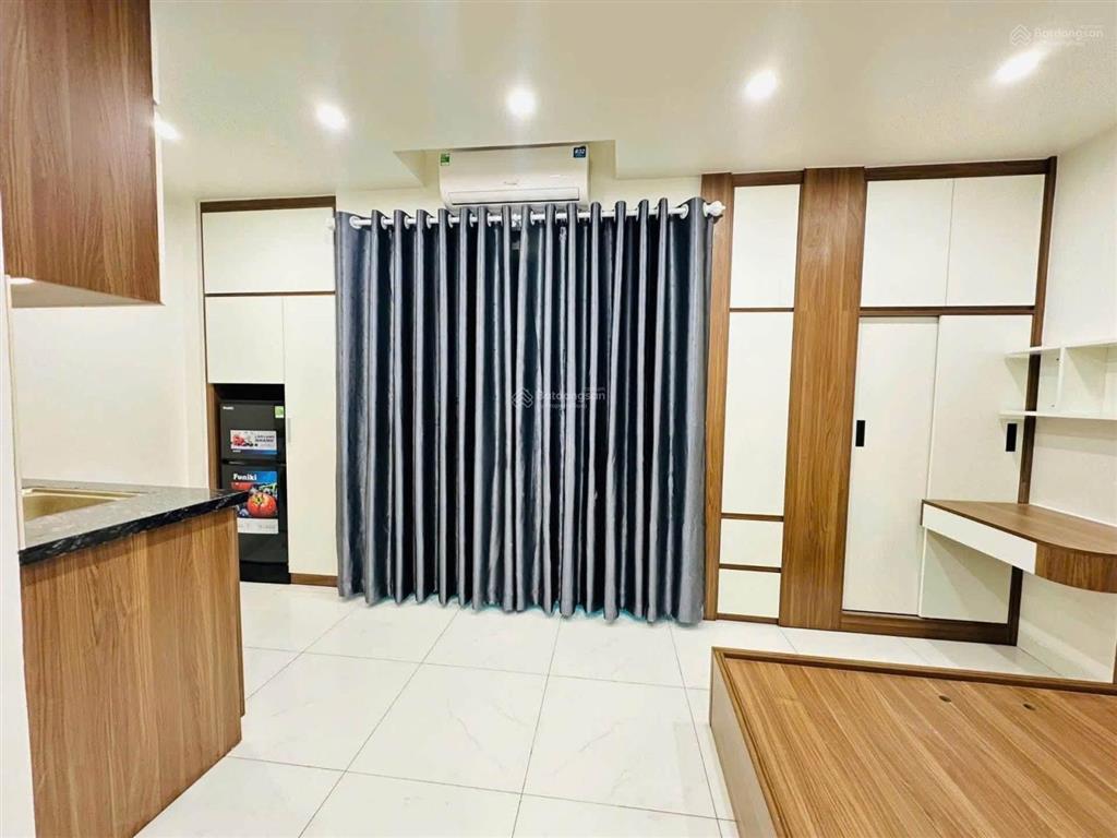 Chdv tạ quang bửu, 15m ra ô tô, 6t thang máy, 12 pkk full đồ, 2 thoáng trước sau, dt 700tr/năm