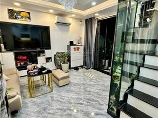 Bán nhà hơn 60m2, 2 tầng, 3pn hxh lâm văn bền, quận 7, tặng full nội thất