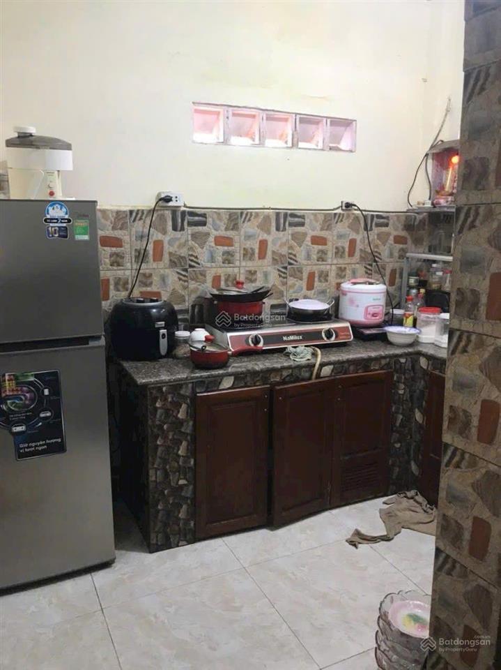 Bán nhà cấp4 lô2 đường vườn thơm. kdc hiện hữu, nhà hoàn công đầy đủ.