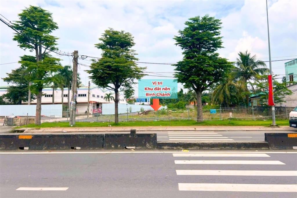 Bán đất mặt tiền đường nguyễn hữu trí, phía sau là chung cư singapore cao cấp.