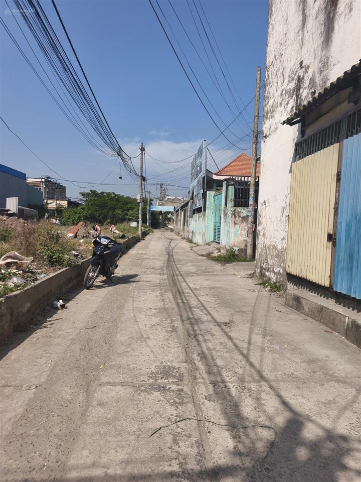 Bán đất đường 1c . dt 5x17=85m đường xe hơi.