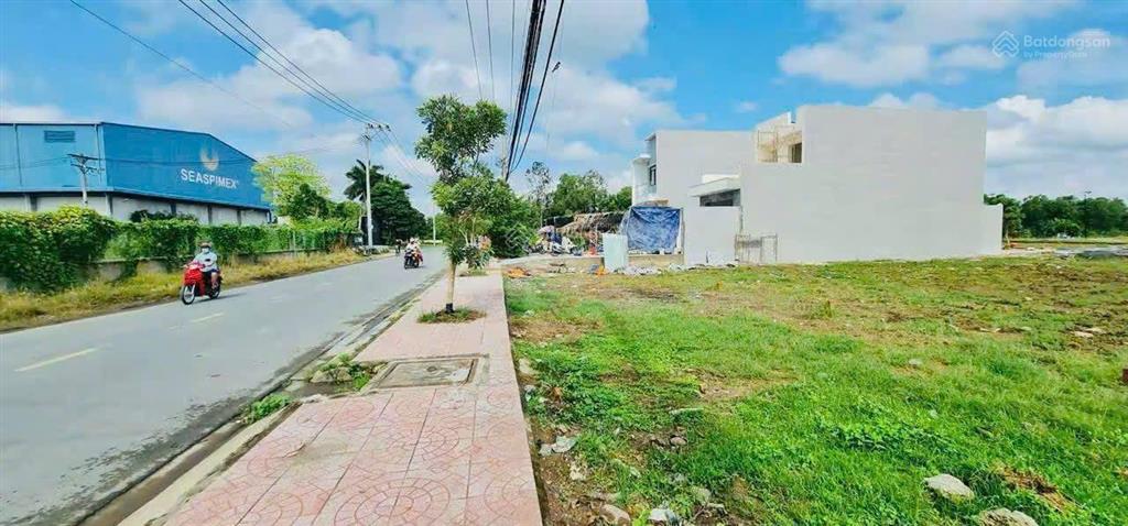 Bán đất kdc đường nhựa 7m. 85m full thổ cư.