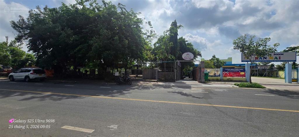 Bán đất vườn, 1500m2 kdc xây dựng mới. mặt tiền đường 30m trước đất