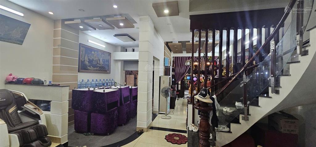 Bán nhà biệt thự kdc phong phú 5. dt 7x19,5m. nhà 1 trệt 2 lầu.