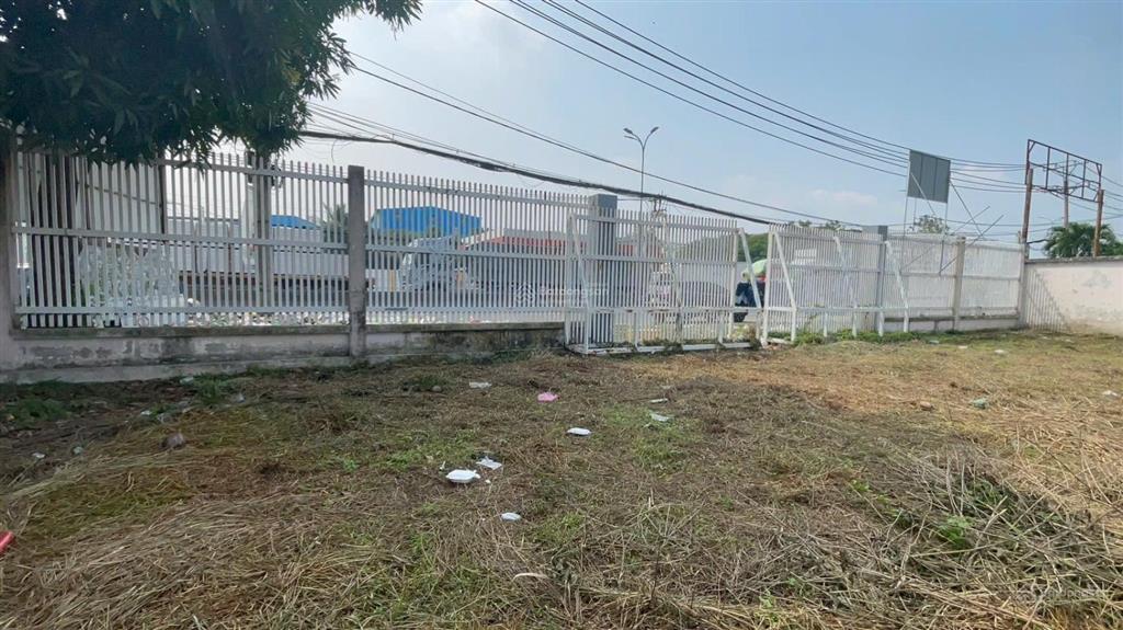 Bán đất mặt tiền quốc lộ 1a, 2817m2 kdc hiện hữu, được chuyển thổ cư.