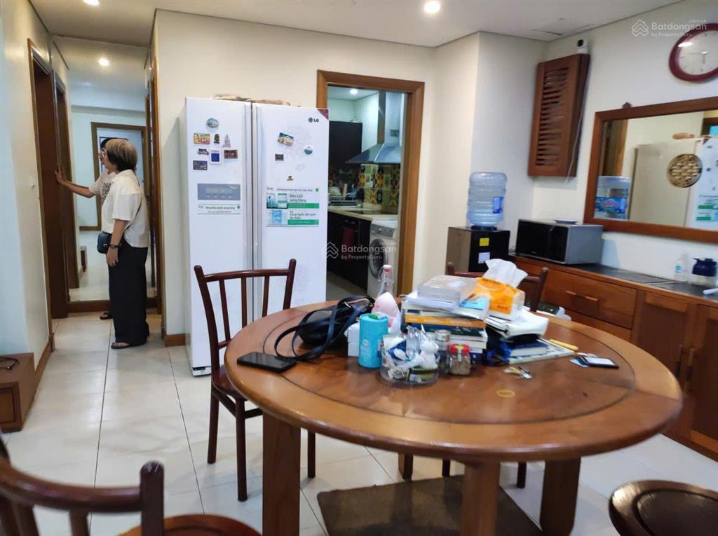 Chính chủ bán nhanh căn hộ 2pn dt 183m2 dự án pacific  83 lý thường kiệt.  0962 252 ***