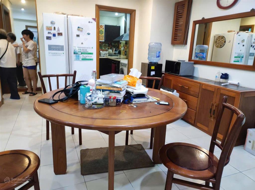 Chính chủ bán nhanh căn hộ 2pn dt 183m2 dự án pacific  83 lý thường kiệt.  0962 252 ***