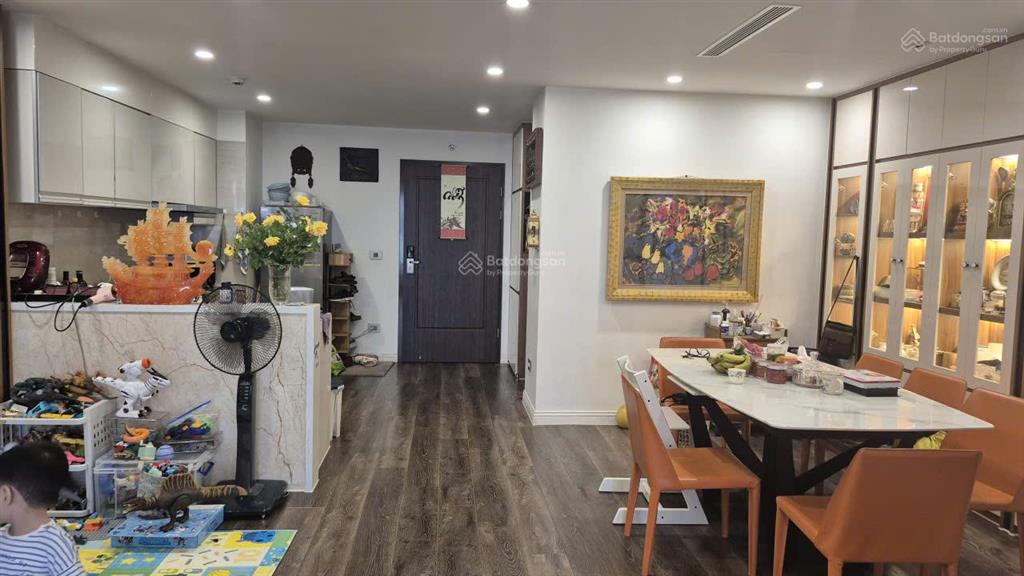 Chính chủ căn hộ 2pn+1 diện tích 95m2 thông thủy hdi tower  55 lê đại hành cần bán giá 195tr/m