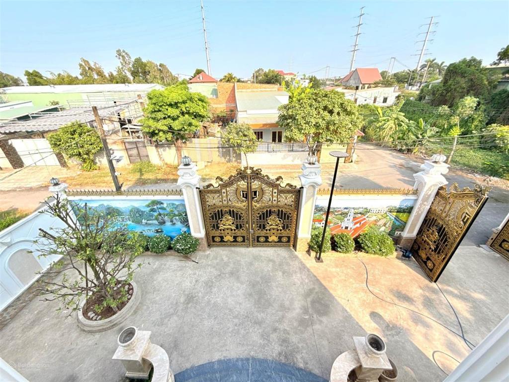 Bán biệt thự xuân thới sơn ngay cầu lớn  kế vinhomes hóc môn  1.600m2 giá 27 tỷ còn thương lượng
