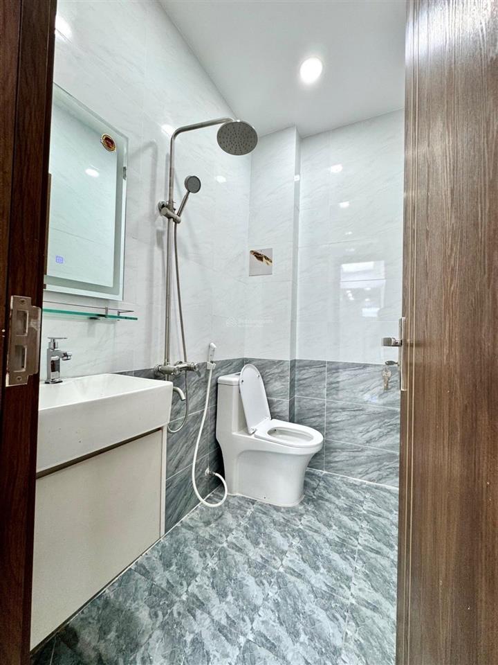 Bán nhà 2 tầng 60m2 3pn 2wc 1/nguyễn thị kiểutân thới hiệp giá chỉ 4.x tỷ còn thương lượng