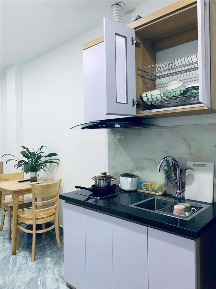 Bán nhanh toà ccmn phố ngọc khánh nằm tt 3 trường đh . dt 80m 17pkk dòng tiền 1,2 tỷ/1 năm .