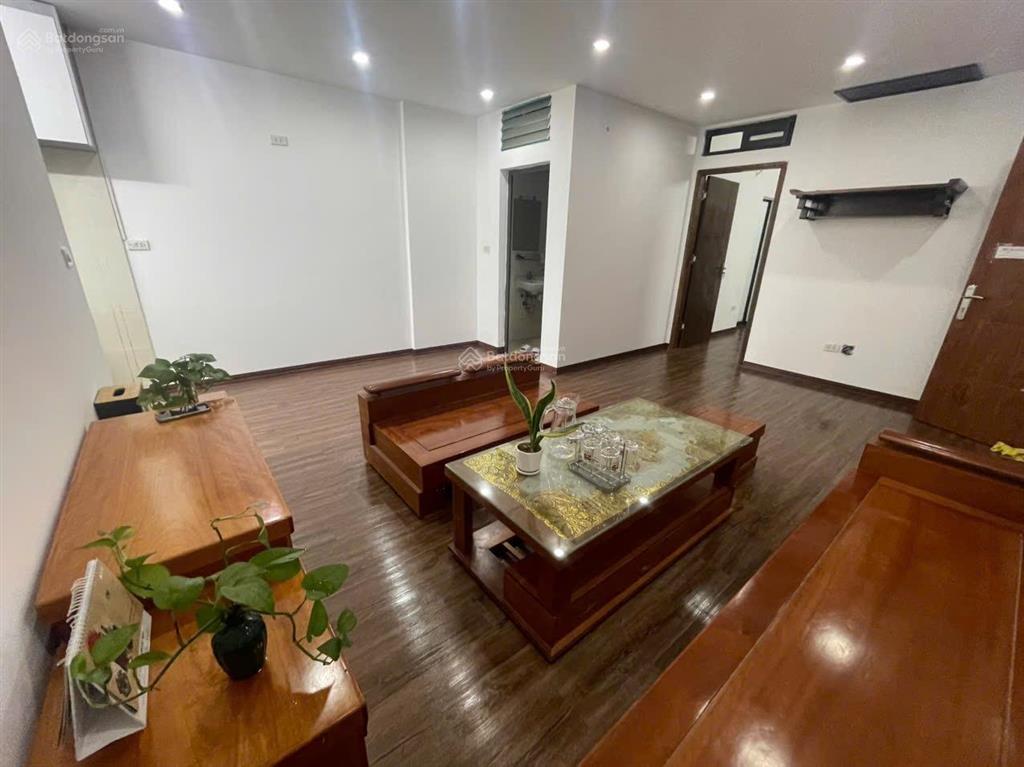 Cho thuê chung cư lộc ninh 61m2